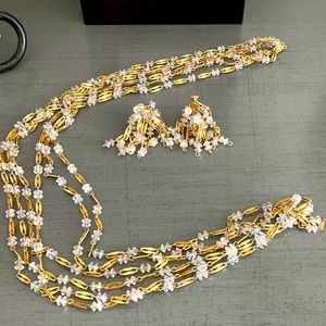 Vintage crystal in gold earrings necklace set